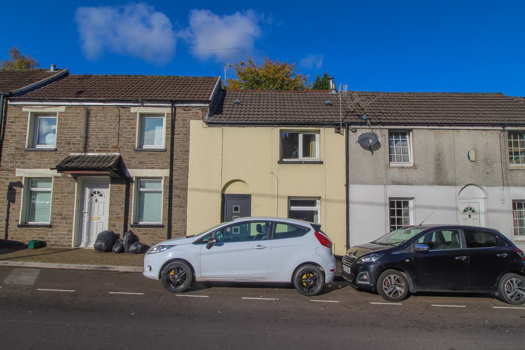 Forest Road, Treforest, Pontypridd James Douglas Sales & Lettings