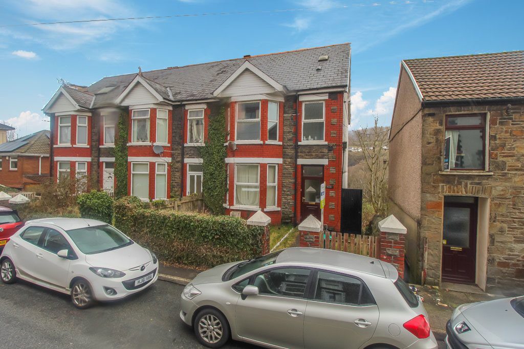 Wood Road, Treforest, Pontypridd James Douglas Sales & Lettings