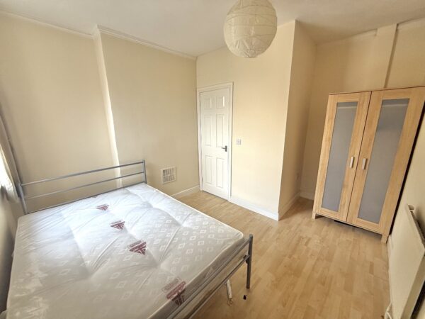 Claude Place, Roath, Cardiff