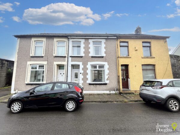 Foundry Place, Trallwn, Pontypridd