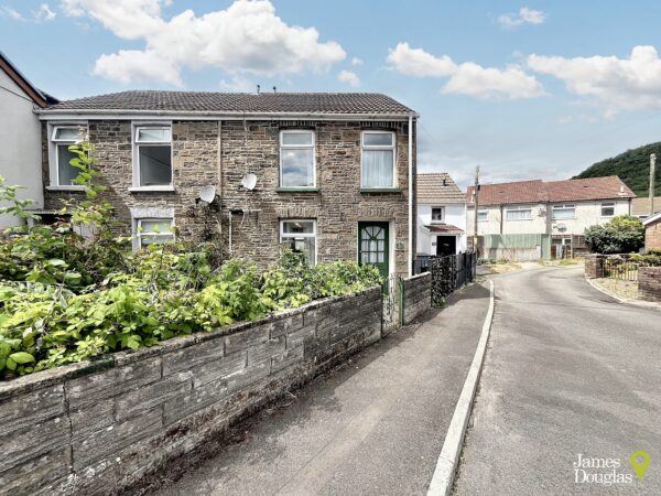 Alpha Street, Trallwn, Pontypridd