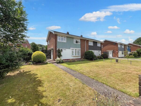 Caerleon Road, Ponthir, Newport