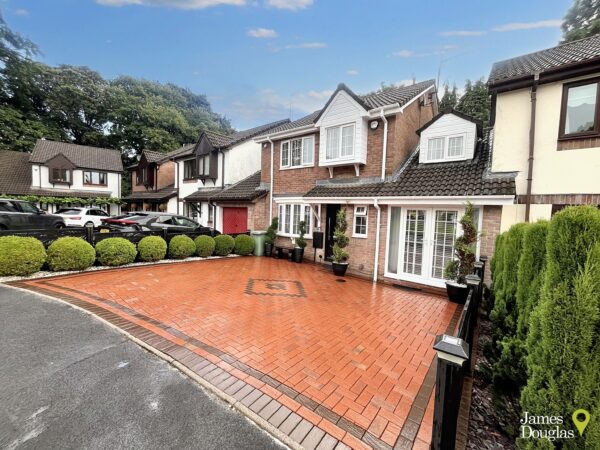 The Grove, Glyncoch, Pontypridd