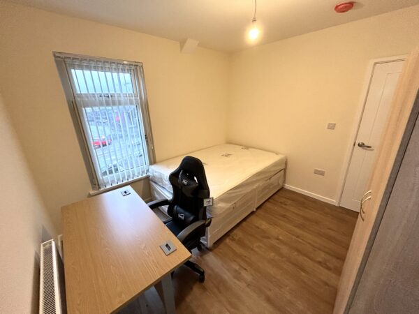 35B Taff Street, Pontypridd