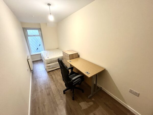 35B Taff Street, Pontypridd