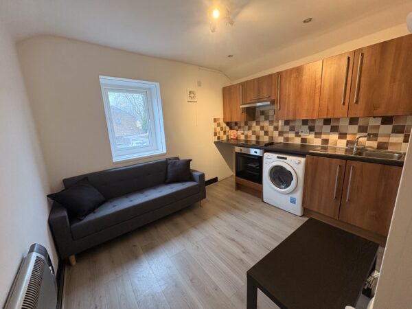 Woodville Rd, Cathays, Cardiff