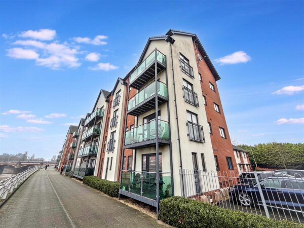 Bathstone Mews, Newport
