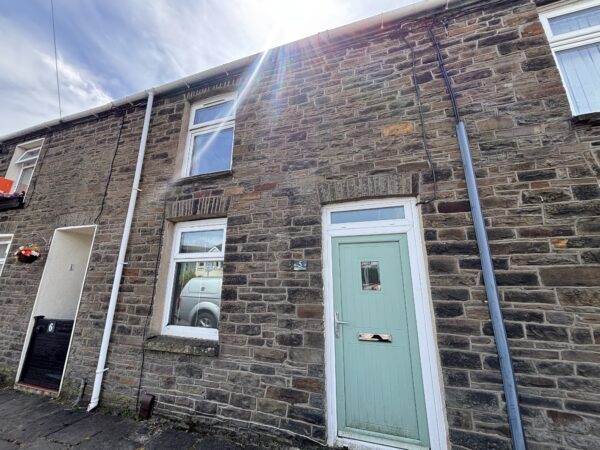 Spencer Place, Pontypridd