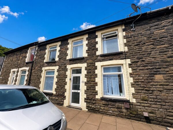 Evans Square, Coedpenmaen, Pontypridd