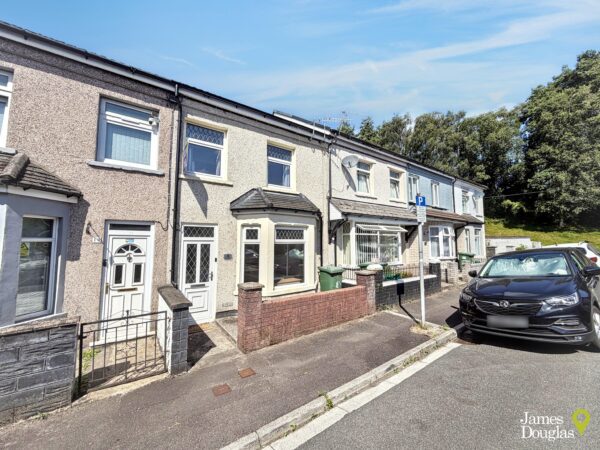 Oxford Street, Treforest