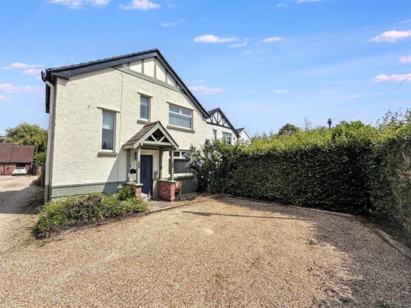 Park End, Langstone, Newport