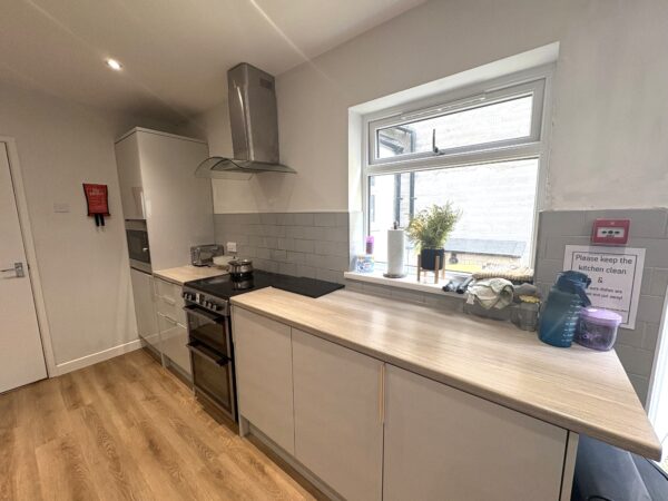 136 Duckpool Road, Newport