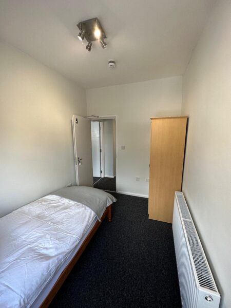 136a Duckpool Road, Newport