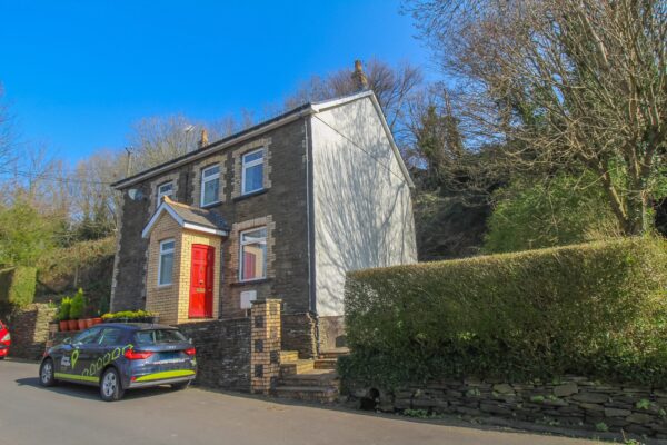 Graig Yr Helfa Road, Pontypridd